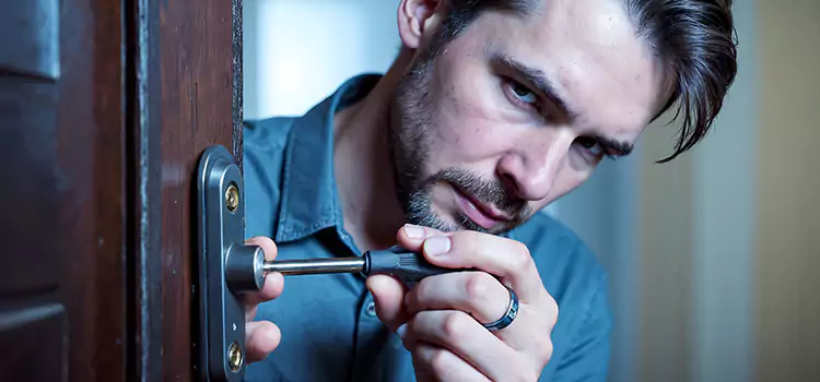 Eviction Locksmith Silver Firs