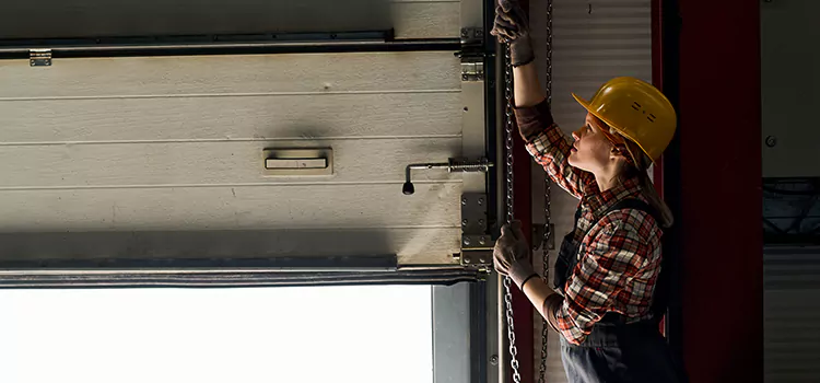 Addressing Common Garage Door Stoppage Issues in Silver Firs, WA