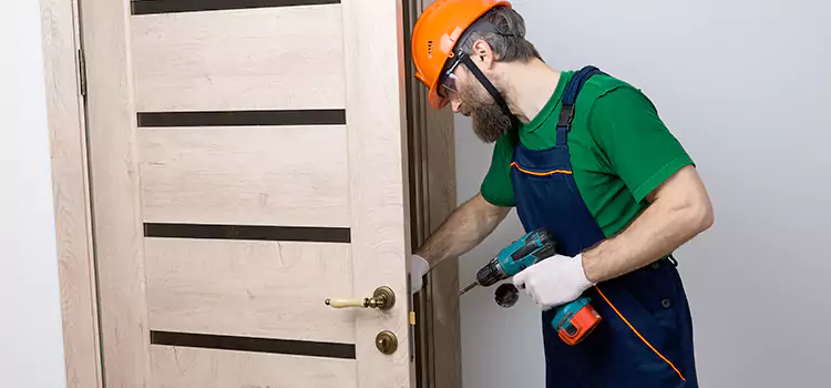 Replace Internal Door Handle with Lock Silver Firs